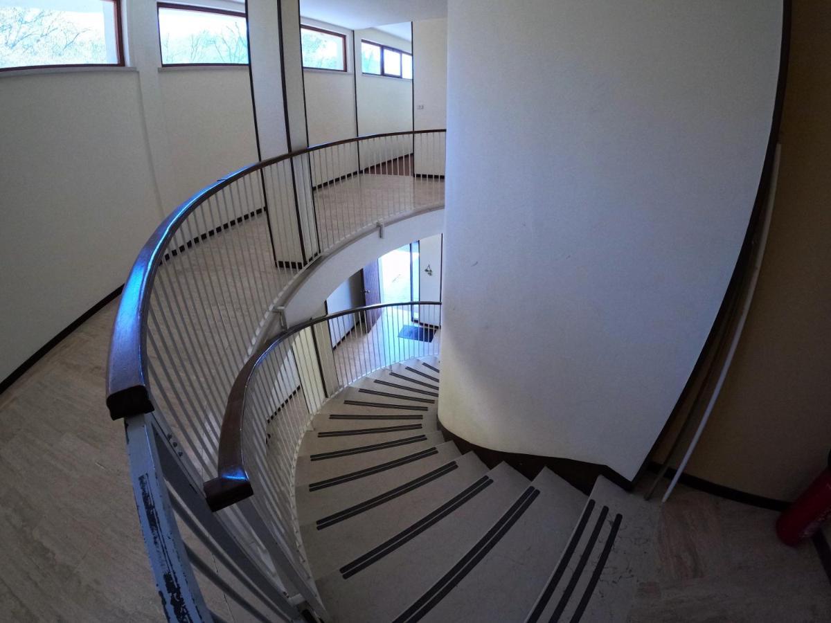 Appartamento Garda Panoramic House Albisano Esterno foto