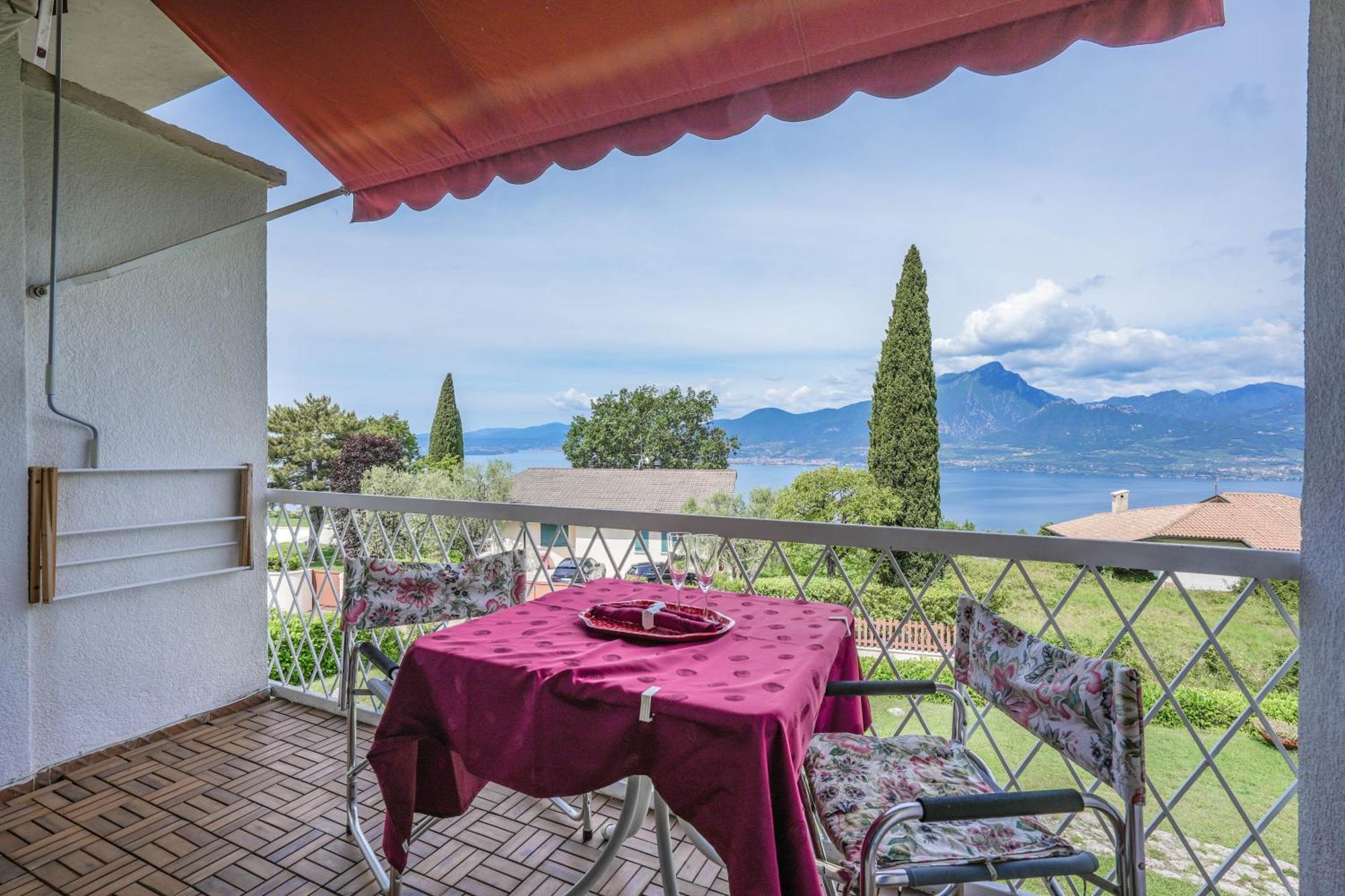 Appartamento Garda Panoramic House Albisano Esterno foto